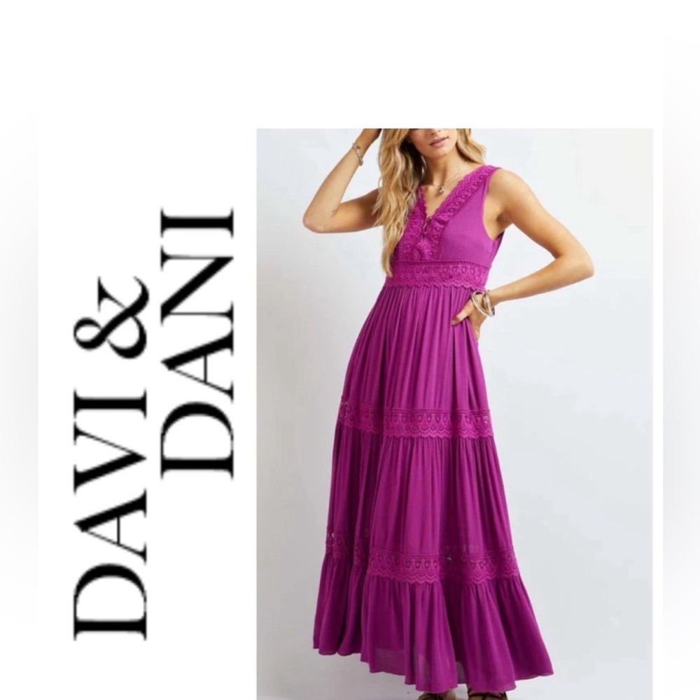 XS Maxi dress. Berry color